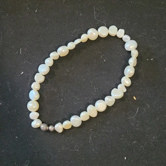 Two bracelets - Picture 2 of 3